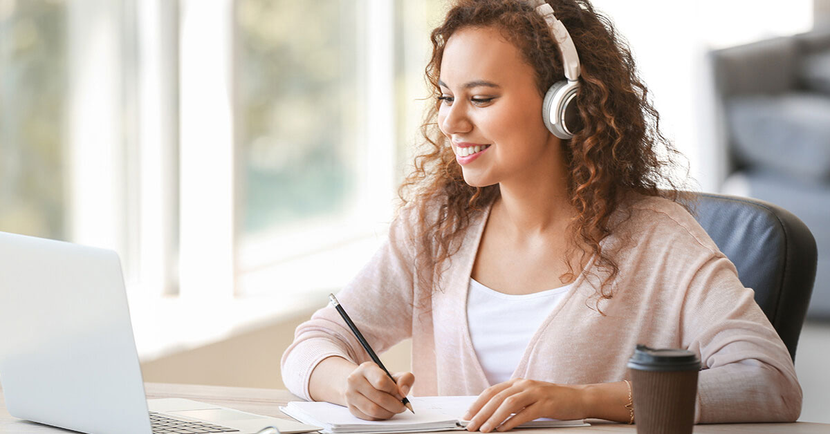 I vantaggi delle lezioni online della nostra scuola I vantaggi delle lezioni online della nostra scuola