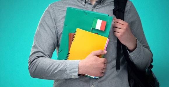 Come prendere il diploma in Italia vivendo all'estero