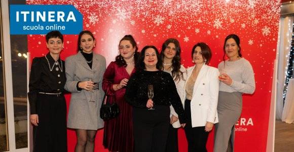 Festa di Natale 2024 Itinera Scuola Online